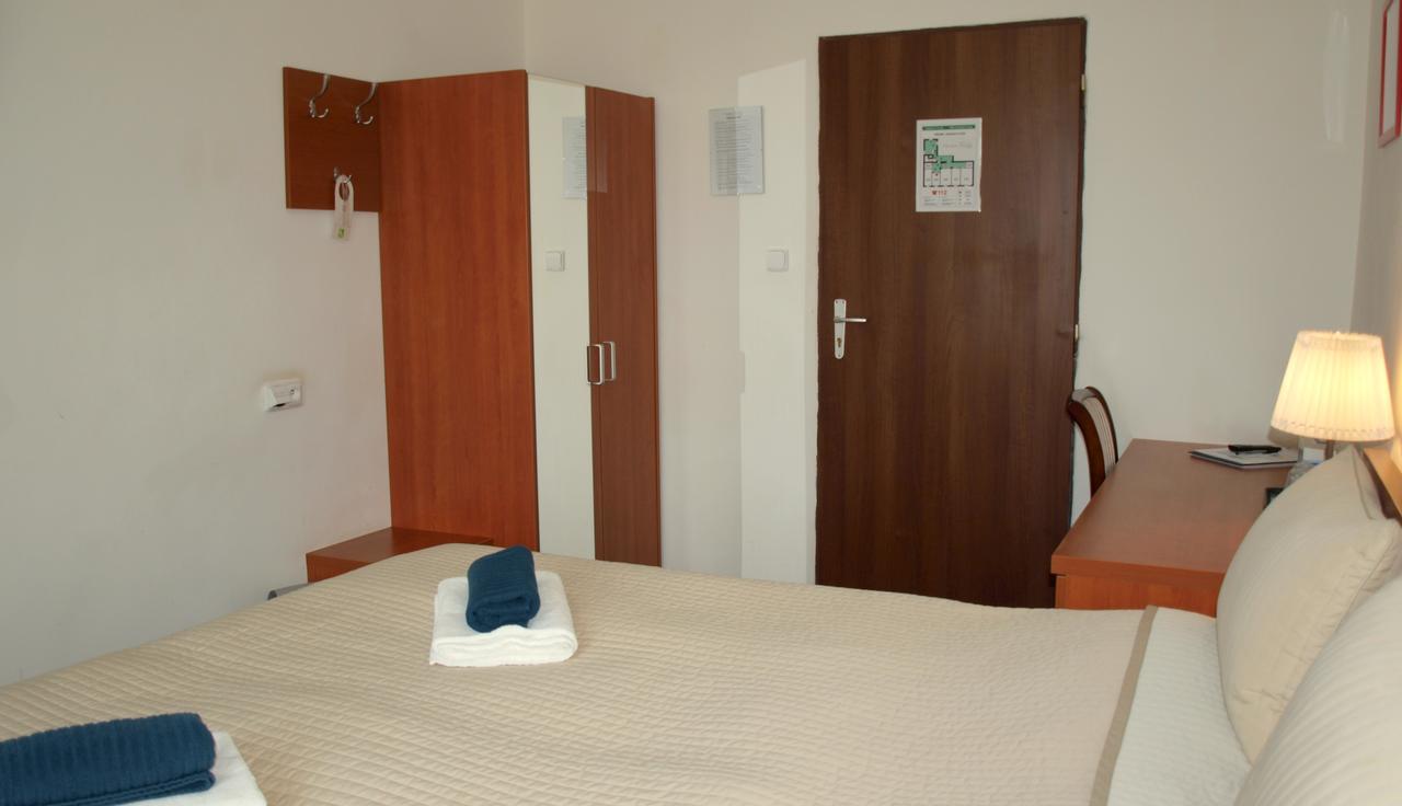 Pension Village Karlovy Vary Dış mekan fotoğraf