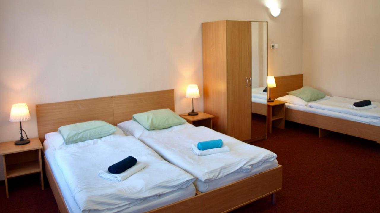 Pension Village Karlovy Vary Dış mekan fotoğraf